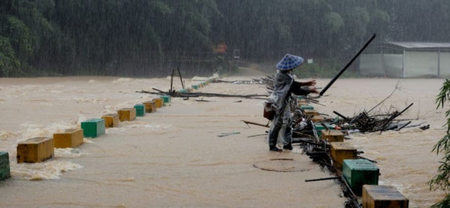 Xi flags ‘severe’ task of flood control as rains lash China