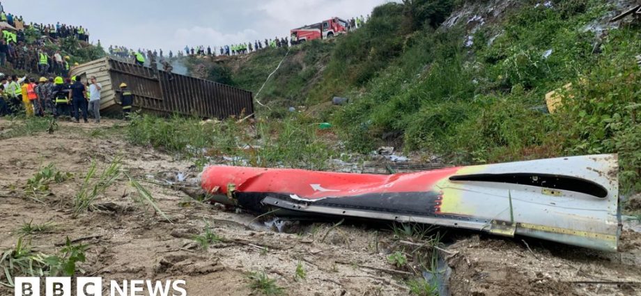 14 dead in Nepal after plane crashes during takeoff