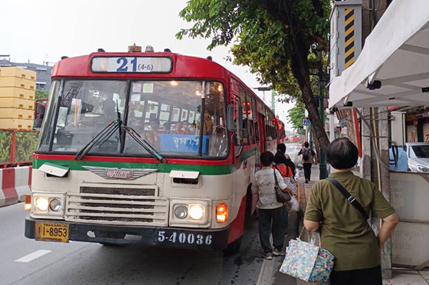 Bus commuters slam route changes that caught many off guard