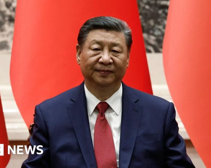 China: Xi Jinping tackles slow growth as economy ‘hits the brakes’