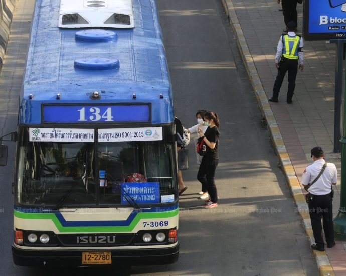 Commuters alerted to Bangkok bus route changes
