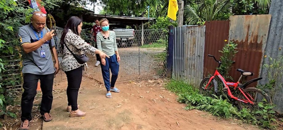 Khon Kaen man bitten to death by American bully dogs