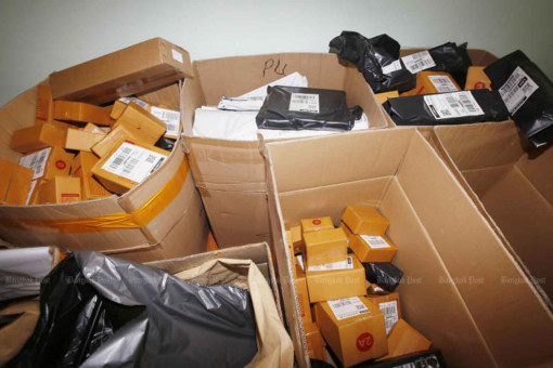 Most Thais support “open parcels before paying’ rule: poll