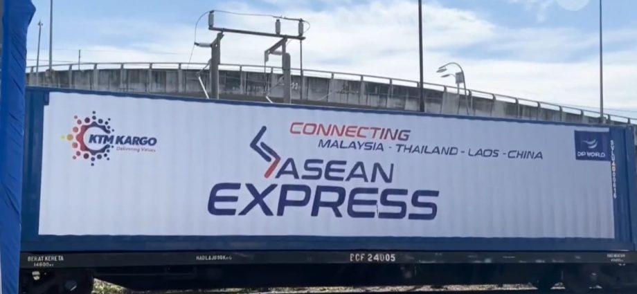 New ASEAN Express cargo rail service spanning 4 countries expected to lower costs, open markets