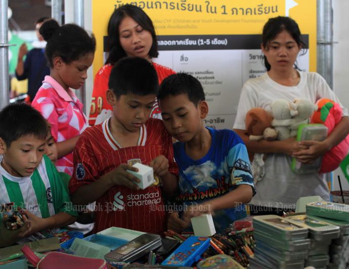 New mobile schools for vulnerable children