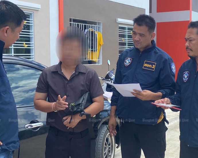 Suspects arrested in 3-billion-baht mule account scam