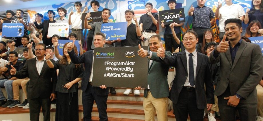 APU selected for “Program Akar” digital skills training initiative