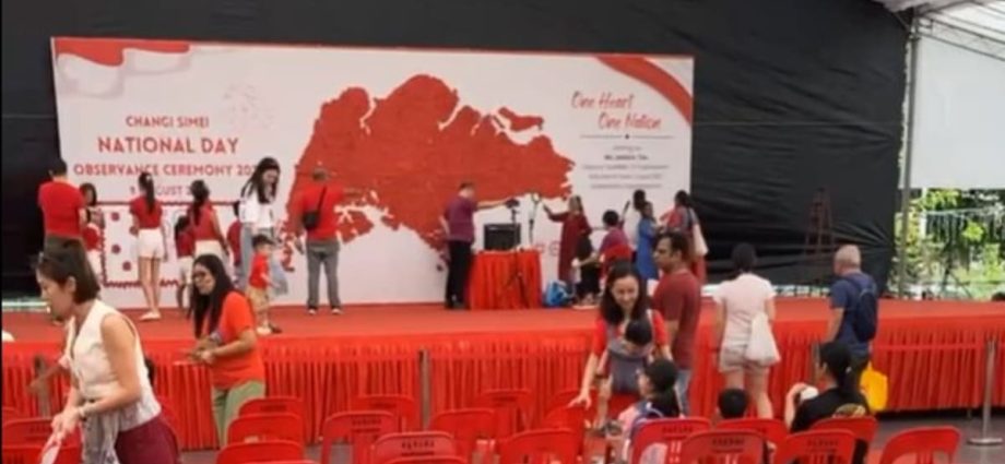 Backdrop falls at National Day celebrations in Simei, 5 suffer minor injuries