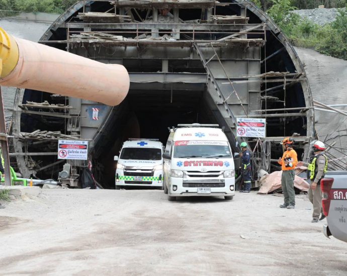Body found in collapsed tunnel as rescue operation continues