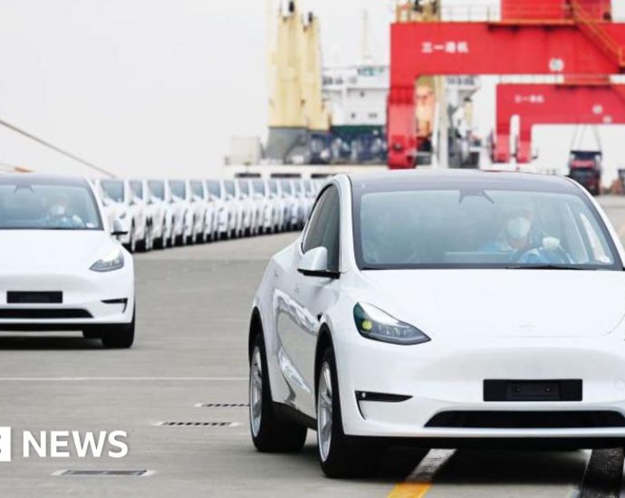 Canada to impose 100% tariff on China electric vehicle imports