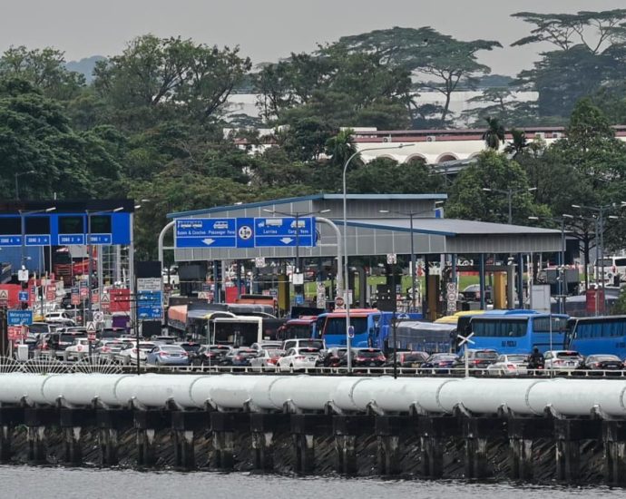 Continuous heavy traffic expected at land checkpoints during September school holidays