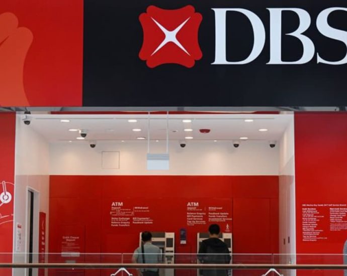 DBS net profit up 4% to S.8 billion in Q2, beats forecast