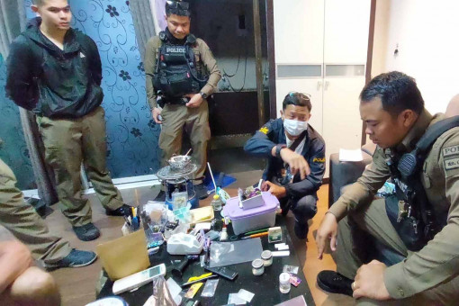 Dutch retiree arrested with “ice” in Pattaya