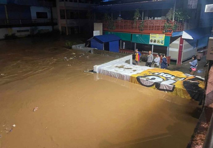 Flooding hits Chiang Rai’s border markets, villages