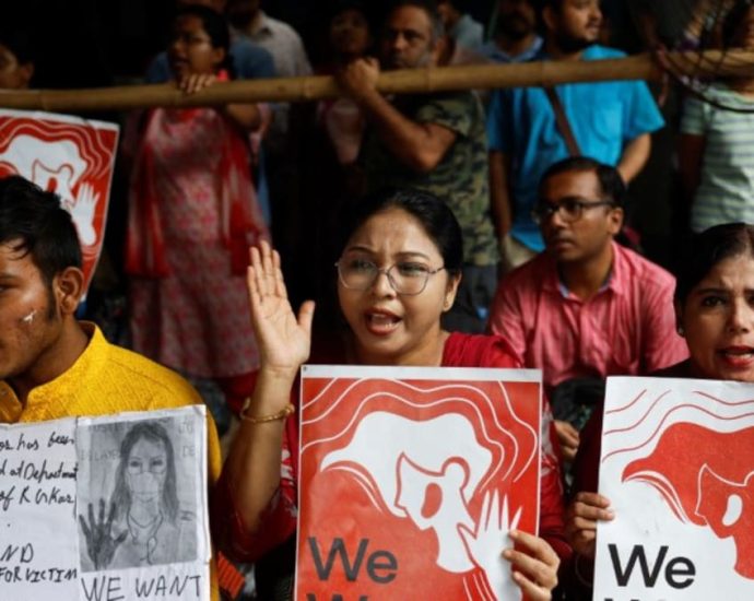 Indian doctors begin 24-hour strike to protest brutal rape of medic