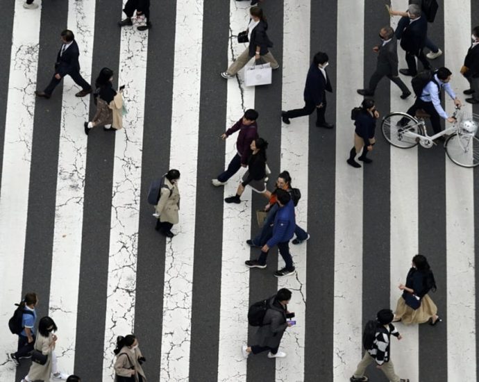 Japan scraps idea to woo women out of Tokyo with cash