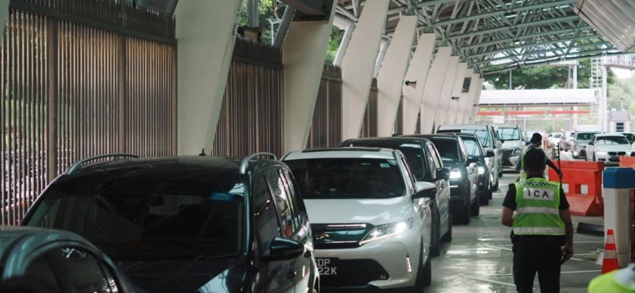 Man fined for driving over foot of officer checking vehicle fuel levels at Woodlands Checkpoint