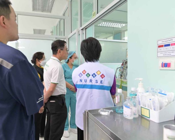 Moonshine methanol hospitalises 20, kills one