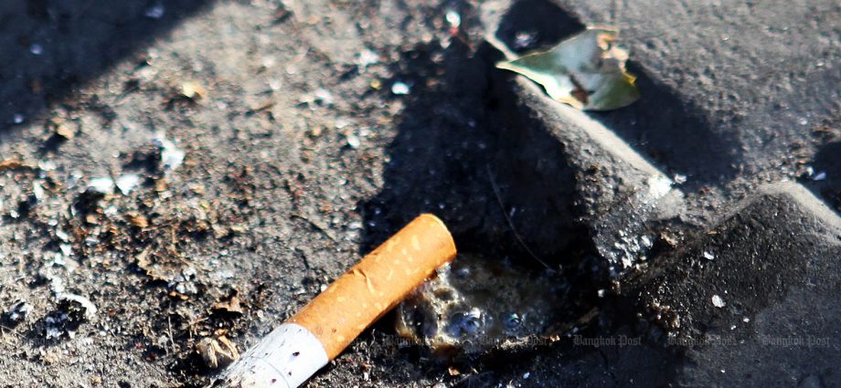 Secondhand smoke “kills 9,400 per year”