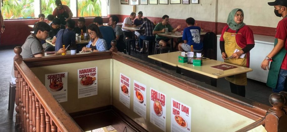 12 of JB’s most authentic old-school kopitiams to visit for good food and nostalgic vibes