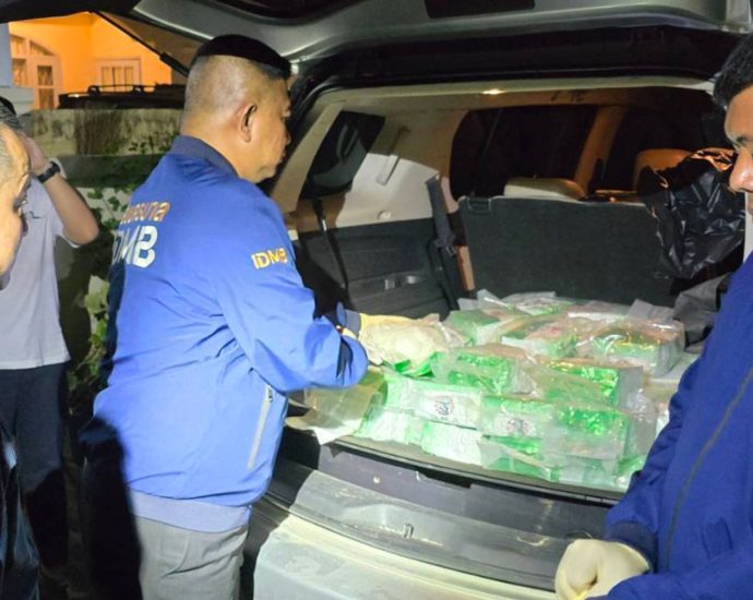 80kg of crystal meth seized in Pathum Thani