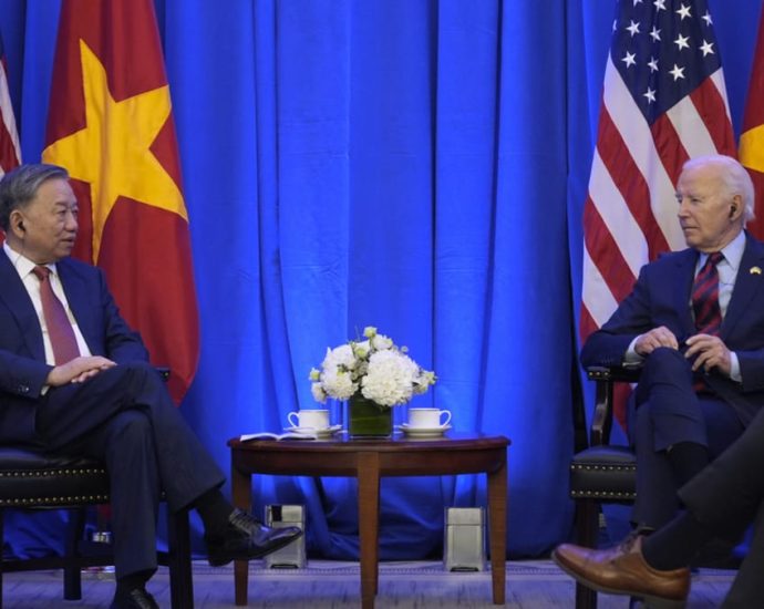 Biden meets Vietnam leader to counter Hanoi’s ties with China and Russia