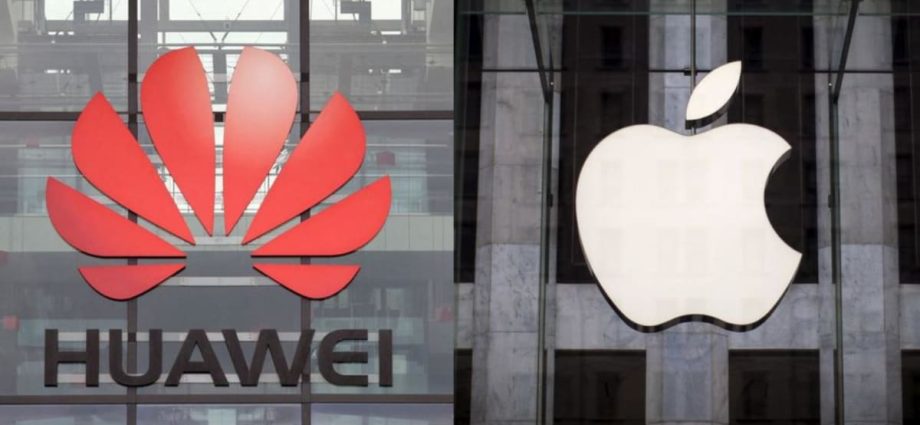 Commentary: How Huawei and Apple swung and missed for Chinese consumers