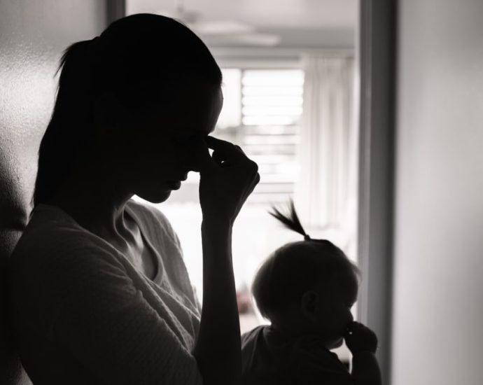 Commentary: ‘I don’t know what stopped me’ – my dangerous brush with postpartum depression