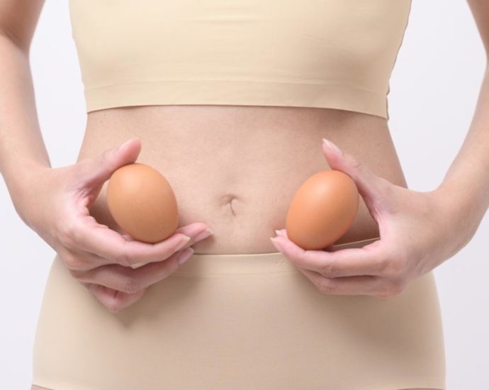 Do you know your egg count? A doctor suggests women should consider fertility screening from their late 20s