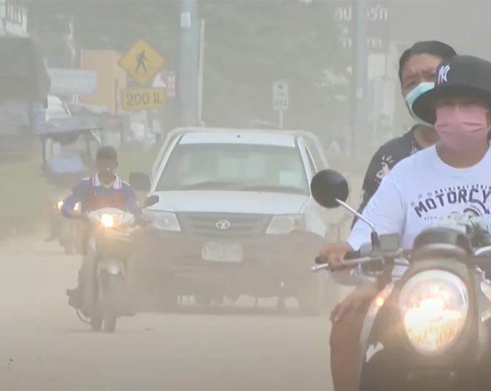 Dust a new problem following mudslides in Mae Sai