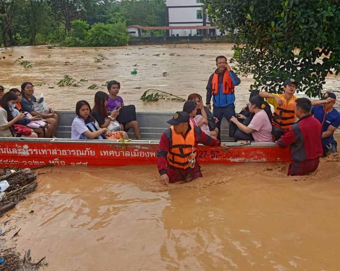 Flash flood hits the heart of Phayao