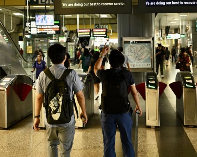 Live: Delays expected during rush hour with significant disruption on MRT East-West Line