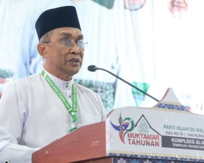 Malaysia’s Islamist party PAS opens its doors for non-Muslims to be members