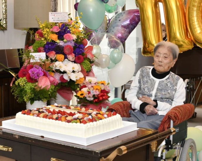 More than 95,000 Japanese aged over 100, most of them women