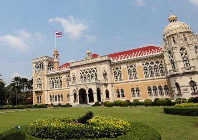 New-look cabinet to set policy agenda