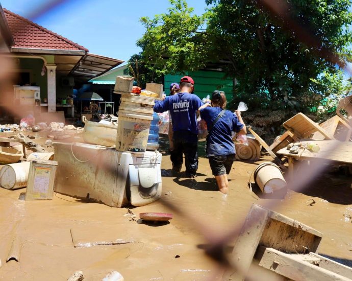 Restoration begins in flood-ravaged Chiang Rai