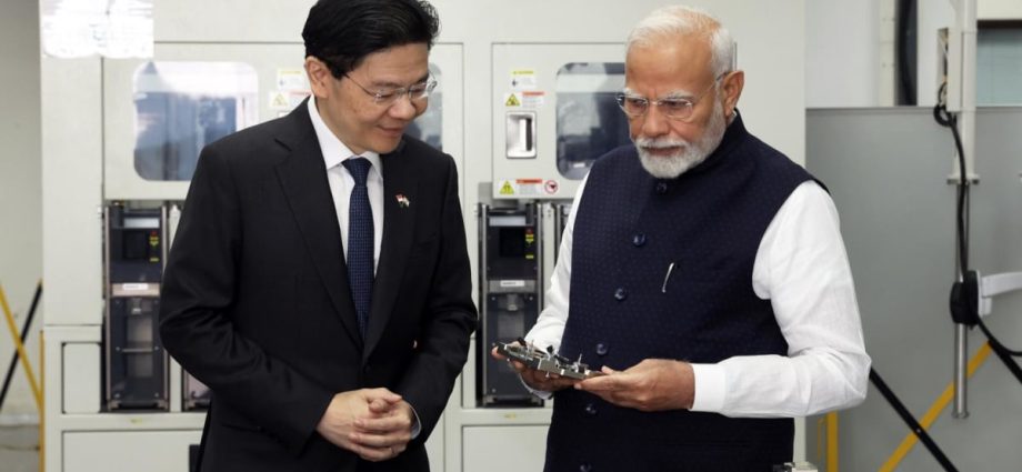 Singapore, India deepen cooperation in semiconductor sector, digital technology