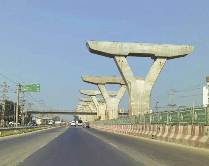 Suriya sets Rama II Road​ deadline