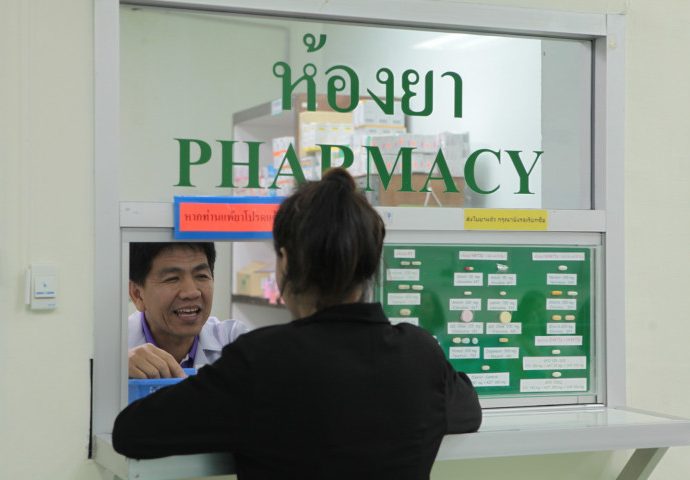 Thai health ministry to question state doctor with multiple jobs