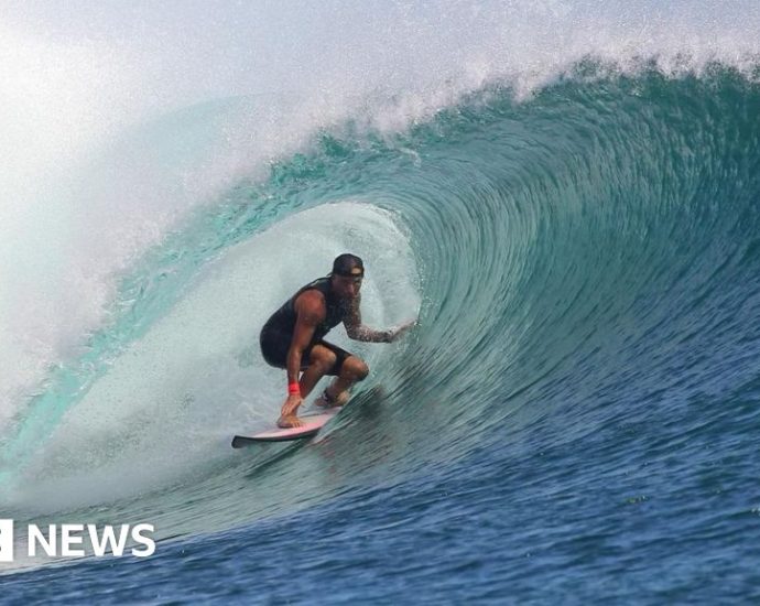 Why protecting Australia’s surf breaks is crucial to the country’s economy