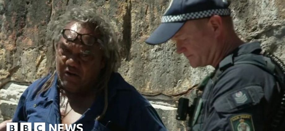 Aboriginal protester arrested outside Sydney Opera House