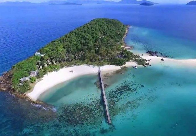 Eastern Thai island of Koh Kham for sale at B1.8bn