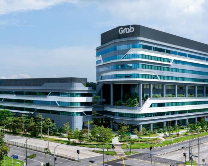 Grab employees required to work 5 days a week in office starting Dec 2