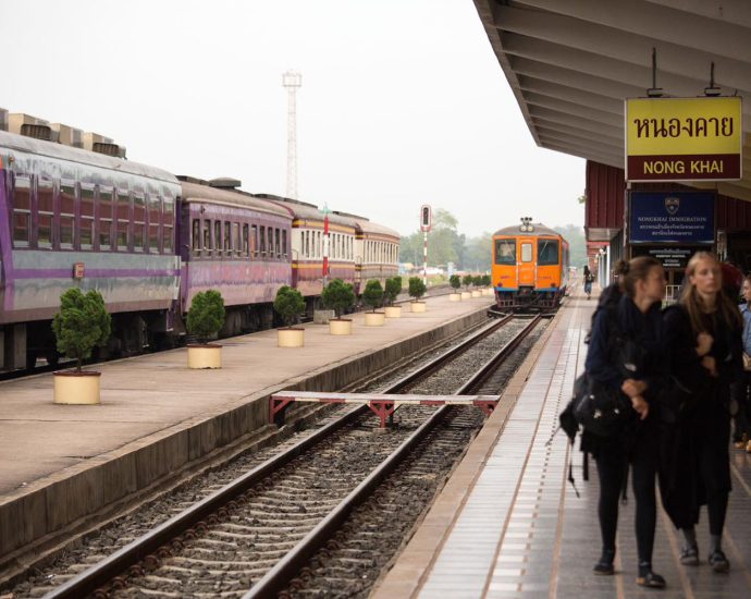 Khon Kaen to Nong Khai track by 2027