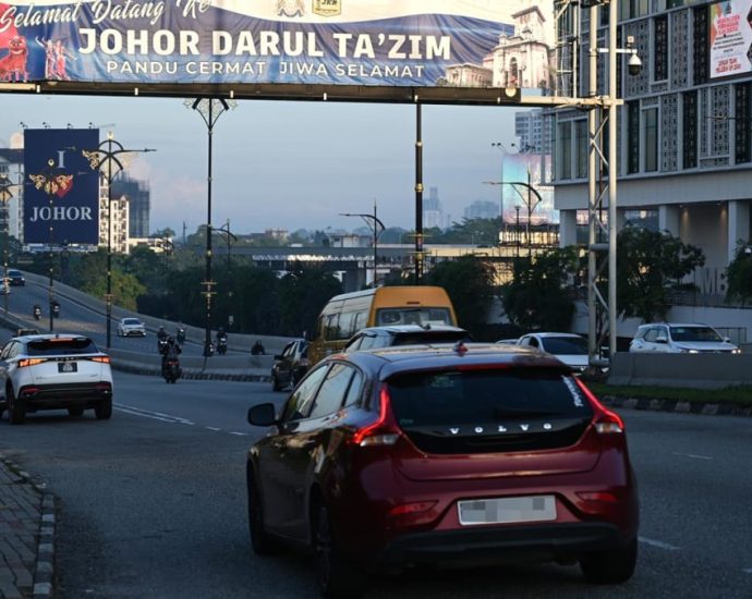 Malaysia’s VEP rollout: Lighter traffic at land checkpoints, drivers say no reminders issued so far