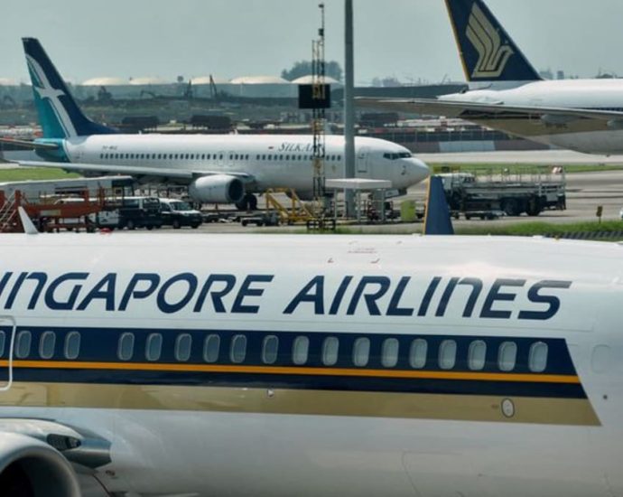 Singapore Airlines flight to Tokyo diverted to Taipei due to cracked windshield