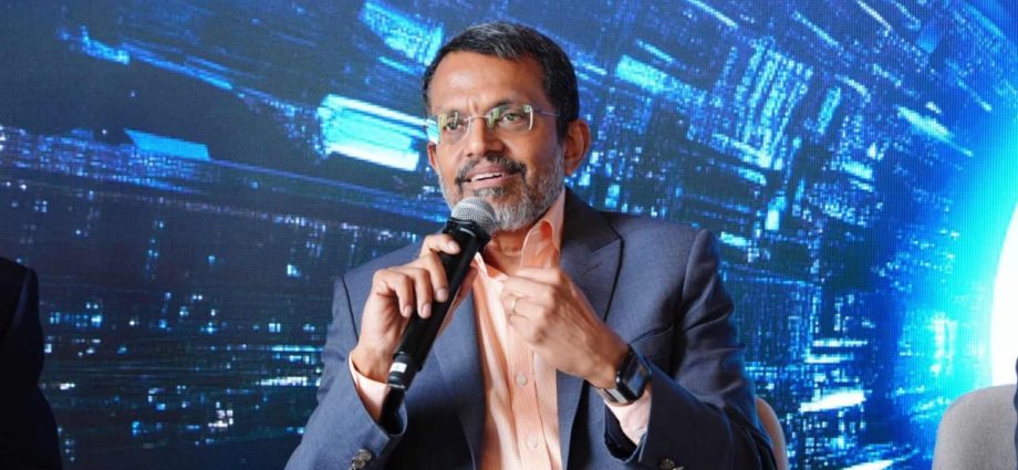 Singapore sets up global fintech network, appoints former MAS chief Ravi Menon as chairman