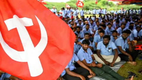 Tamil Nadu: Samsung India workers end protest after more than a month