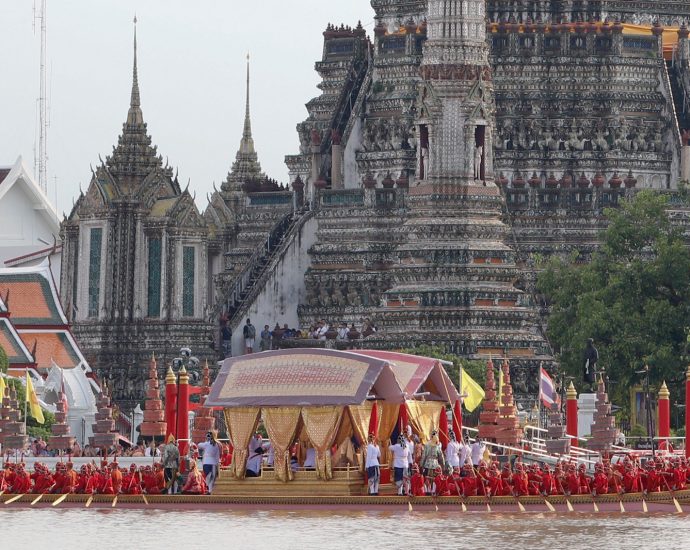 Viewing areas for Tuesday’s Royal Barge Procession rehearsal