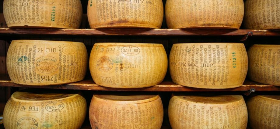 Court of Appeal of Singapore rules that Parmesan and Parmigiano Reggiano are not the same cheese